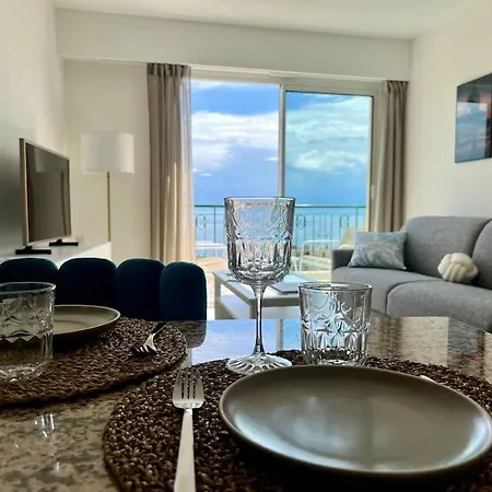 Апартаменты Splendide Vue Mer, Proche Centre *